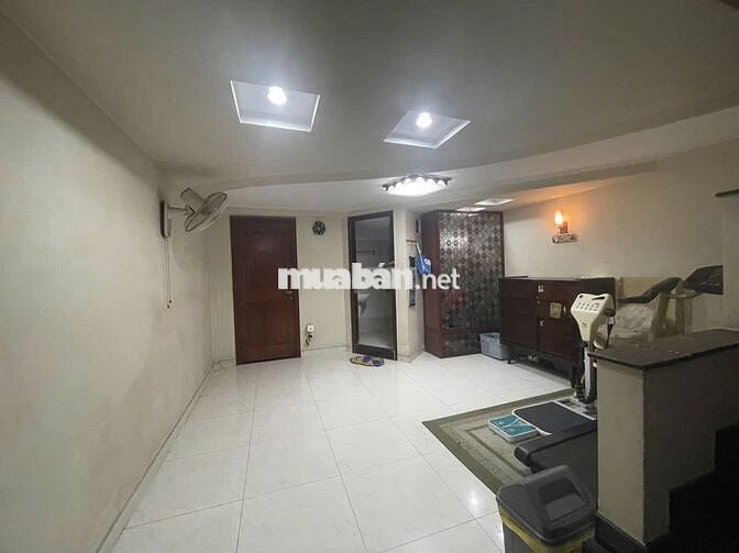 Hiếm! Chỉ nhỉnh 10 tỷ -HXH Năm Châu-dt khủng 4,6x22m-4 tầng ở ngay
