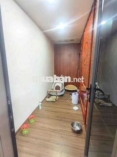 Căn tập thể Duplex 2 tầng phố Nguyễn Công Trứ trung tâm Hai Bà Trưng