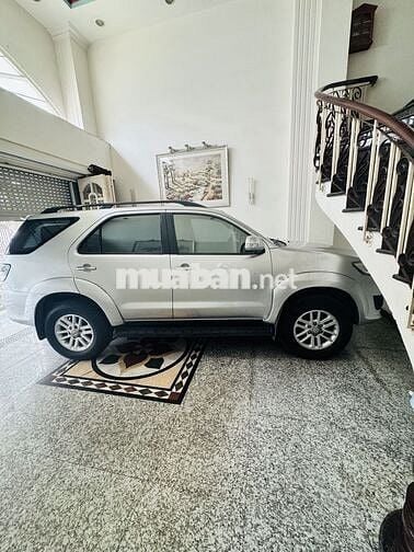 Mặt tiền Đường số 4 Cư Xá Đô Thành Quận 3 dtich 6x13m đúc 5 tầng 6pn