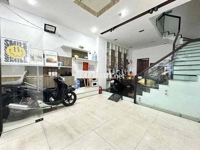 RẤT THƠM! CHDV TRẦN BÌNH TRỌNG – 86M² – 6 PHÒNG – DÒNG TIỀN 40TR/THÁNG