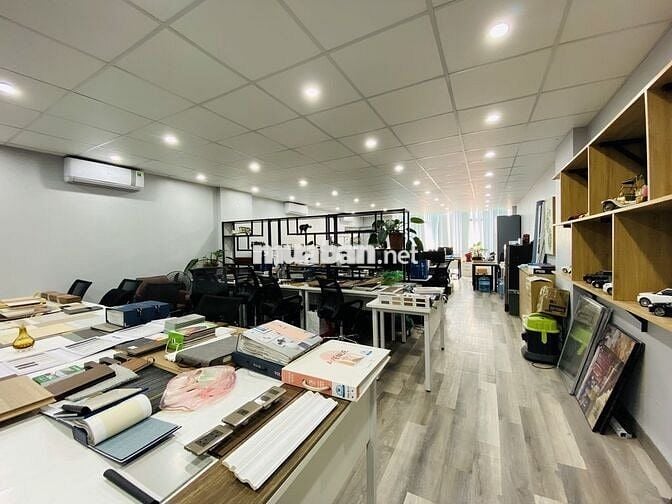 Cực phẩm mặt phố Nguyễn Trãi– Sàn đẹp, view sáng, nhanh tay thuê ngay!