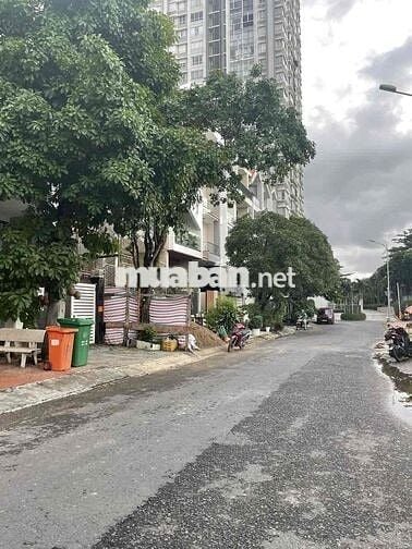 Mặt bằng VP tầng trệt 5*15 khu Him Lam trống suốt
