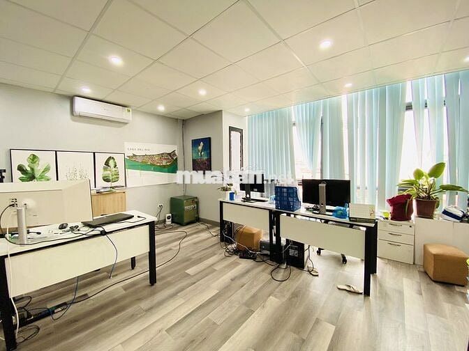 Cực phẩm mặt phố Nguyễn Trãi– Sàn đẹp, view sáng, nhanh tay thuê ngay!