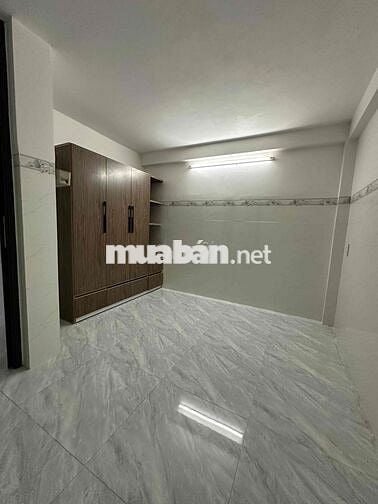 BÁN NHÀ SẠCH ĐẸP GẦN ĐƯỜNG CHÍNH OTO HOÀ KHÁNH MỘT CĂN *** TÌM KO