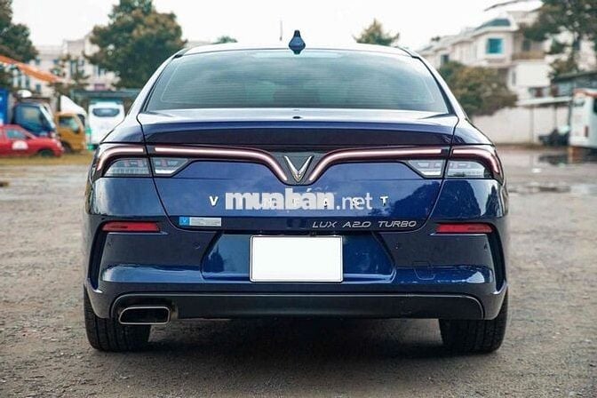 VinFast Lux A2.0 sx2022 đi 35k km có hỗi trợ bank