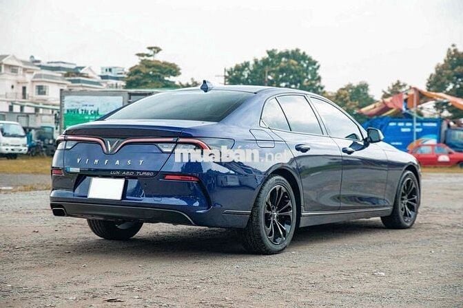 VinFast Lux A2.0 sx2022 đi 35k km có hỗi trợ bank