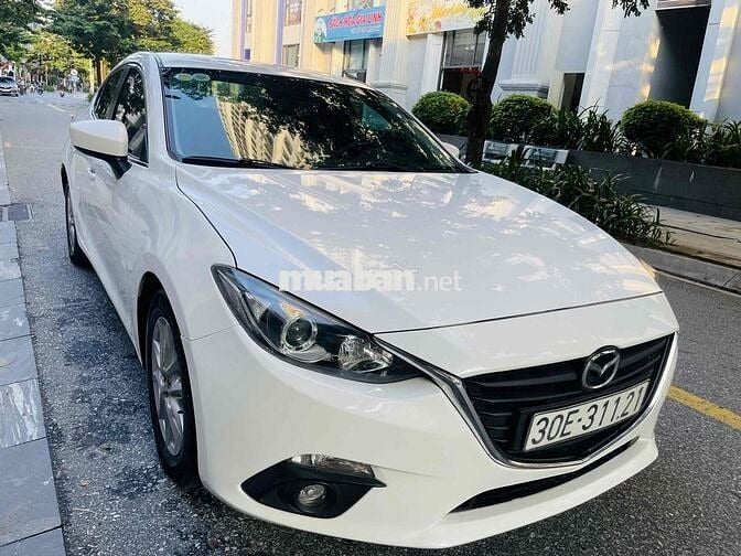 Mazda 3 2016 1.5 AT Sedan - 90000 km