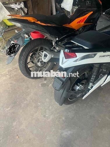 Đổi xe điện nên bán