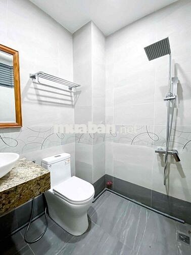 CHO THUÊ PHÒNG STUDIO BAN CÔNG NGAY TRUNG TÂM PHÚ NHUẬN
