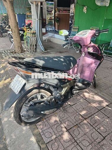Yamaha Luvias 2012 nhỏ gọn