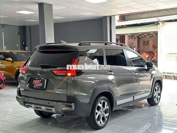 2023 Cross 1.5 AT - 48000 km