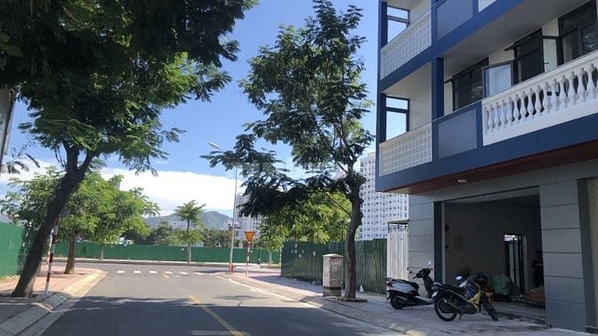 Cho thuê căn góc nguyên căn khu đô thị Hà Quang 1, thành phố Nha Trang