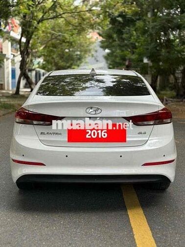 Hyundai Elantra 1.6 số tự động dk 2016