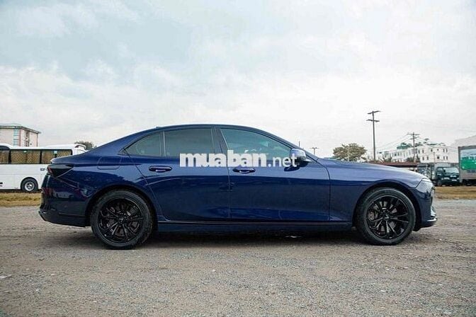 VinFast Lux A2.0 sx2022 đi 35k km có hỗi trợ bank