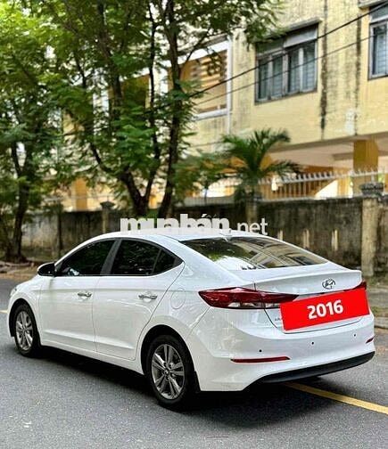 Hyundai Elantra 1.6 số tự động dk 2016
