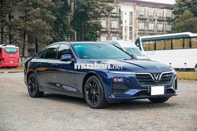 VinFast Lux A2.0 sx2022 đi 35k km có hỗi trợ bank