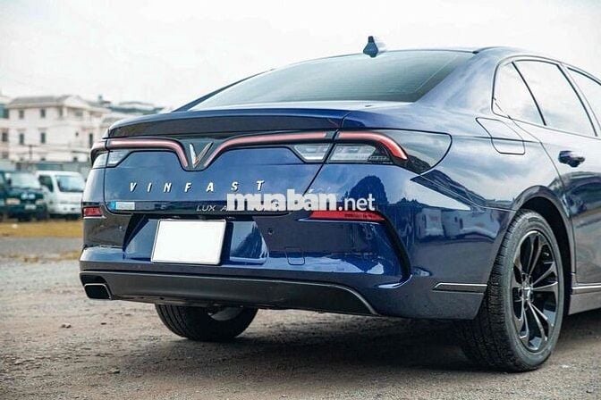 VinFast Lux A2.0 sx2022 đi 35k km có hỗi trợ bank
