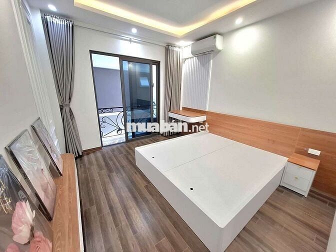 Bán nhà đẹp phố Trạm Long Biên - 5 tầng - full nội thất chỉ việc về ơt