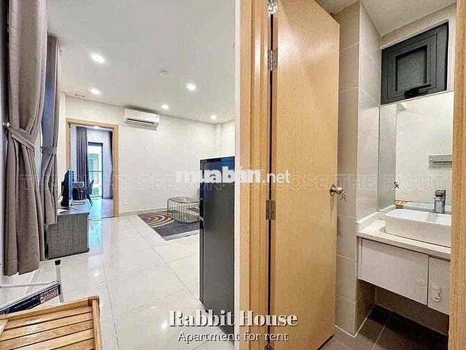 Căn Hộ 1Pn ban công máy giặt riêng full nội thất Trần Hưng Đạo Quận 1