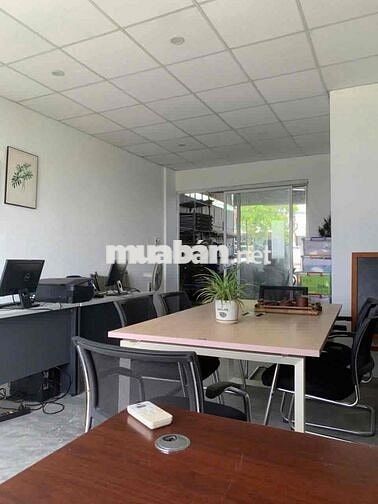 Mặt bằng kho xưởng- Có sẵn văn phòng làm việc