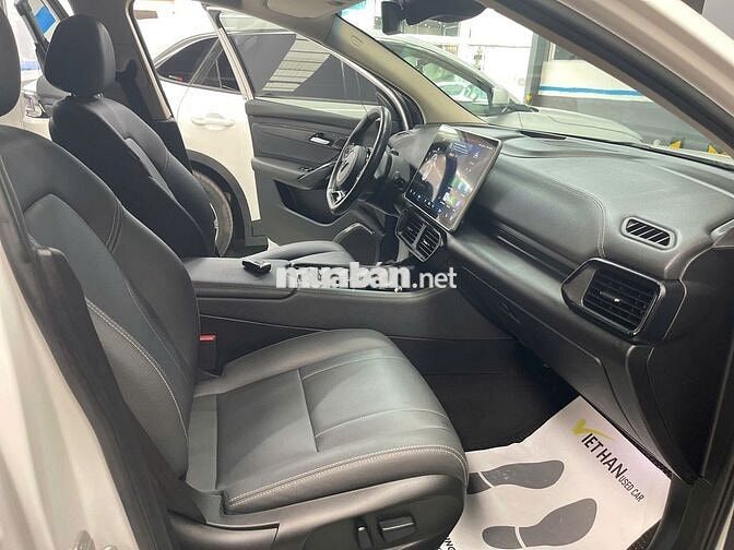 VinFast VF8 Eco 2023 Trắng Pin SDI - 57000 km