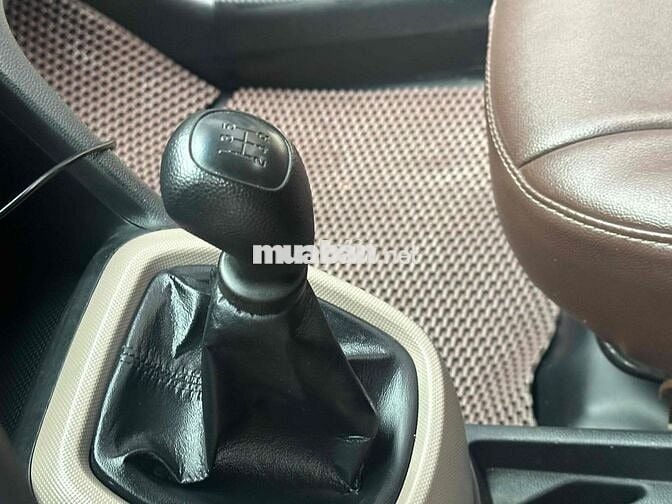 Hyundai Grand i10 2020 Sedan 1.2 MT Base - 94000 k