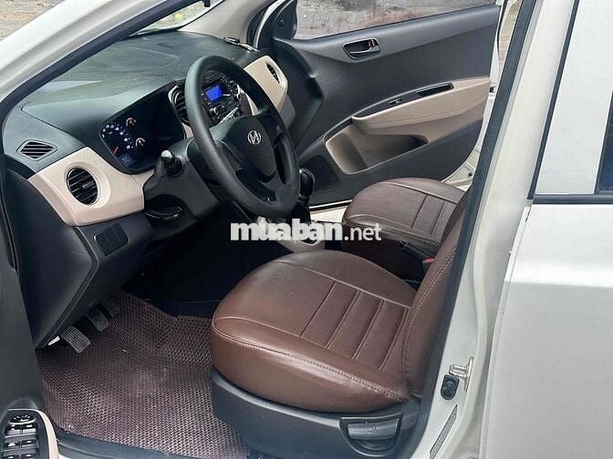 Hyundai Grand i10 2020 Sedan 1.2 MT Base - 94000 k