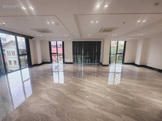 Bán NHÀ mặt phố Nguyễn Ngọc Nại DTSĐ 163M X 4T MT8,1 SĐCC giá 75,5 tỷ