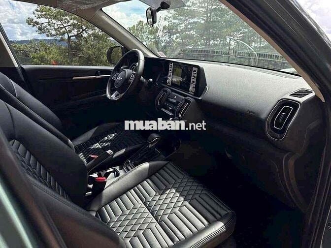 Kia Sonet 2025 Deluxe 1.5 AT