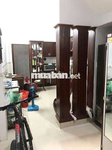 Cho thuê nguyên căn nhỏ gọn, 3pn, sẵn nt, Phạm Văn Bạch p15 Tân Bình