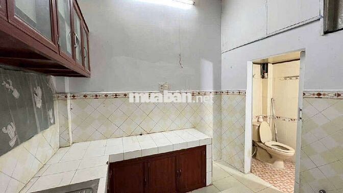 Bán nhà Phú Thọ Hoà, 4x6, hỗ trợ vay, nhà 2 tầng, chỉ hơn 2 tỷ TL