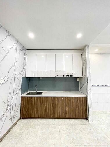 Bán nhà sát Aeon Mall - Hẻm nhà 5m - 32m2 - 2 tầng - Chỉ  3 tỷ xíu