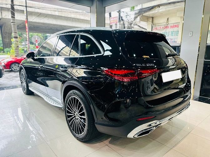 Mercedes  benz GLC300 sản xuất 2023