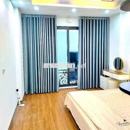 An Dương Vương - 5 tầng, thang máy - Mới koong - Ô tô sát nhà.