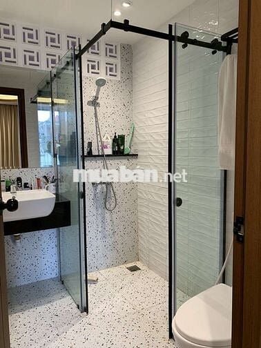 BÁN NHÀ ĐẸP 5 TẦNG, >40M², HXH, SÁT CHỢ HẠNH THÔNG TÂY,QUANG TRUNG
