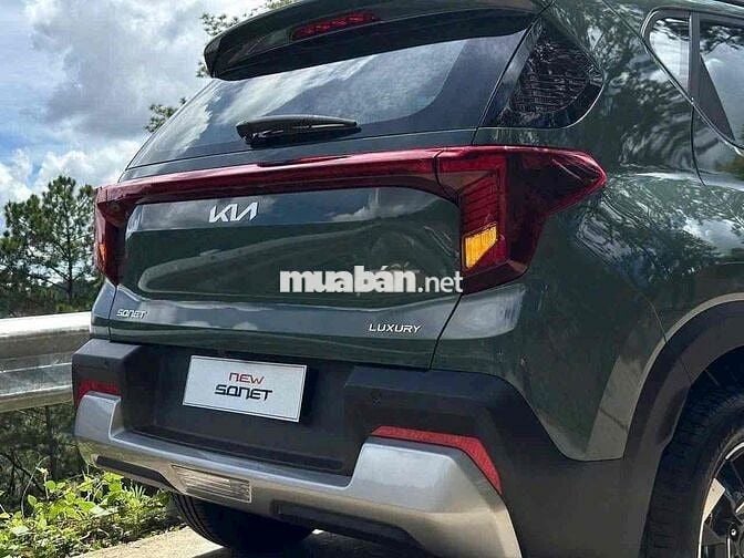 Kia Sonet 2025 Deluxe 1.5 AT