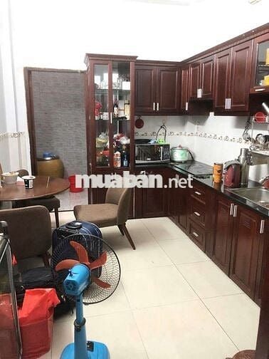 Cho thuê nguyên căn nhỏ gọn, 3pn, sẵn nt, Phạm Văn Bạch p15 Tân Bình
