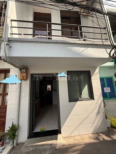 Nhà Nhỏ, Hẻm To ĐH Tài Chính, Hoàn công đủ 03 Tầng