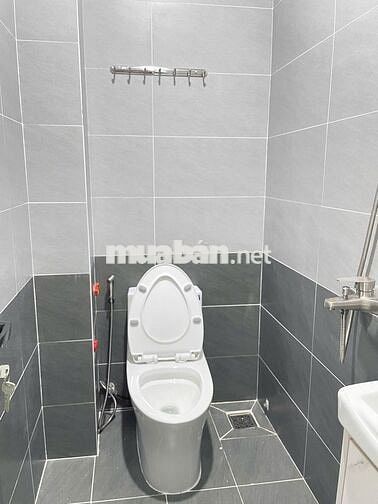 BÁN GẤP! Nhà 96m² Trung Tâm Dĩ An – GIẢM SỐC CÒN 1,2 TỶ –CÓ SỔ RIÊNG