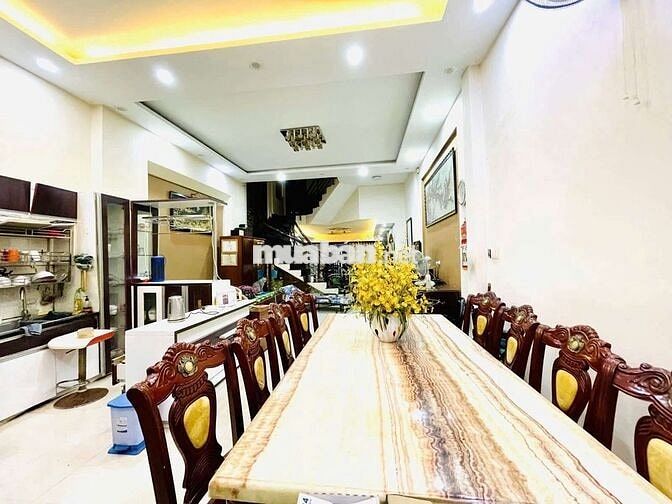 HXH 42/16 Ung Văn Khiêm 5 x 23 nở hậu  5PN 5WC 4 lầu công nhận 103m2