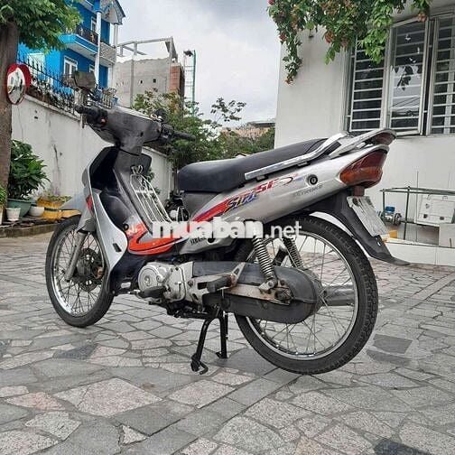 Xe yamaha sirut thái