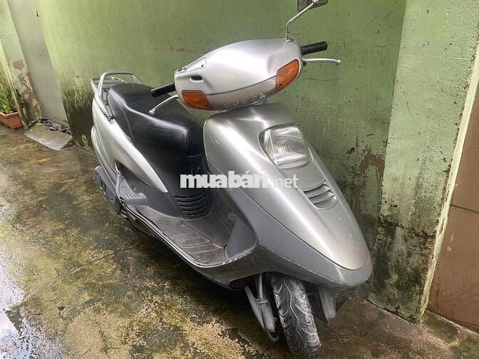 xe ít đi nhà không gian chật chội không chỗ để bán