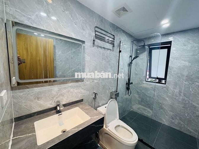 BÁN NHÀ 6 TẦNG 45M² GẦN CỔ LINH, LONG BIÊN THANG MÁY FULL NỘI THẤT XỊN