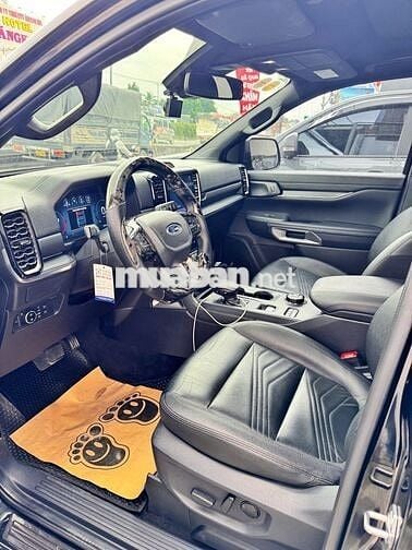 Ford Everest 2023 Titanium AT 4x4 - Full LS hãng