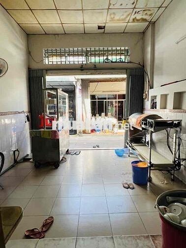 MẶT tiền chợ kinh doanh 66m2 (4 x 17 ).có hợp đồng thuê 10tr/tháng