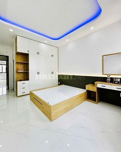 Nhà mới 100% dt66m2 đúc 5 tầng 5pn đẹp lung linh hxh Mã Lò,Q. Bình Tân