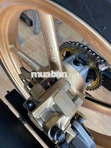 ex 217 úp led zin kiễng máy siêu êm