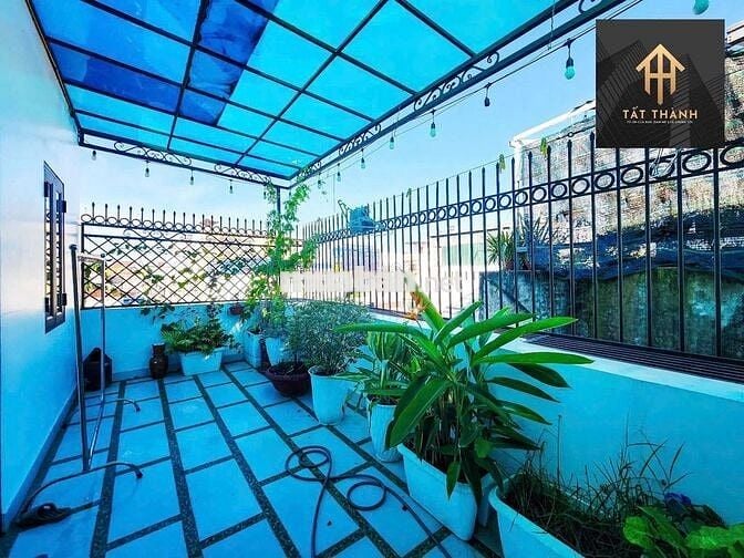 Bán nhà mặt ngõ Chợ Hàng-sau căn mặt đường