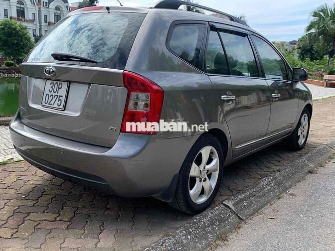 Kia Carens 2010 SX 2.0 AT - 220000 km