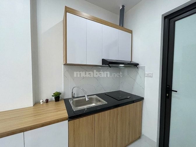 cho thuê ccmn số nhà 11a1 ngách 378/12 thụy khuê